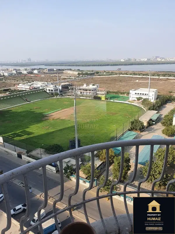 4-Bedroom Luxury Apartment (Sea Facing, 5 Bath, Suite 14) at Creek Vistas For Rent in DHA Phase 8 Karachi — Photograph 6