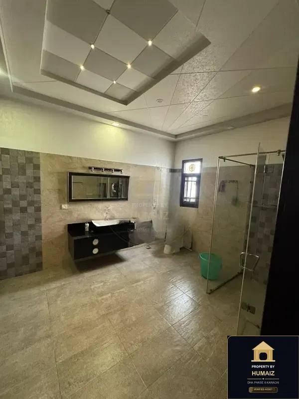 500 Sq. Yd. 7-Bedroom Luxury Villa on Al-Murtaza Commercial For Sale in DHA Phase 8 Karachi — Photograph 4