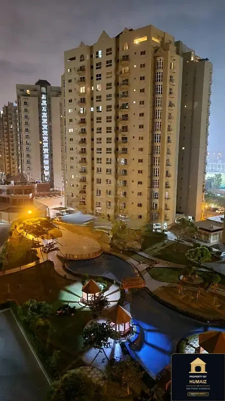 4-Bedroom Luxury Apartment (5 Bath, Suite 31) at Creek Vistas For Sale in DHA Phase 8 Karachi — Photograph 9