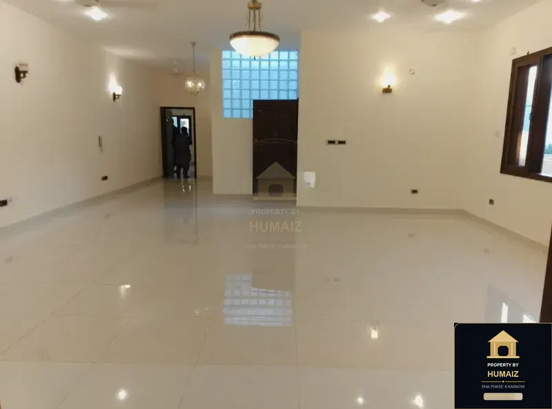 3-Bedroom Upper/Lower Portion (3 Bath, Unit 5) in DHA Phase 8 For Rent in DHA Phase 8 Karachi — Photograph 2