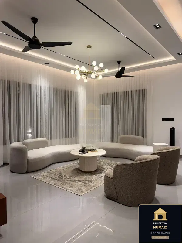 500 Sq. Yd. 5-Bedroom Luxury Villa (Basement, 7 Bath, Residence 15) in DHA Phase 8 For Sale in DHA Phase 8 Karachi — Photograph 3