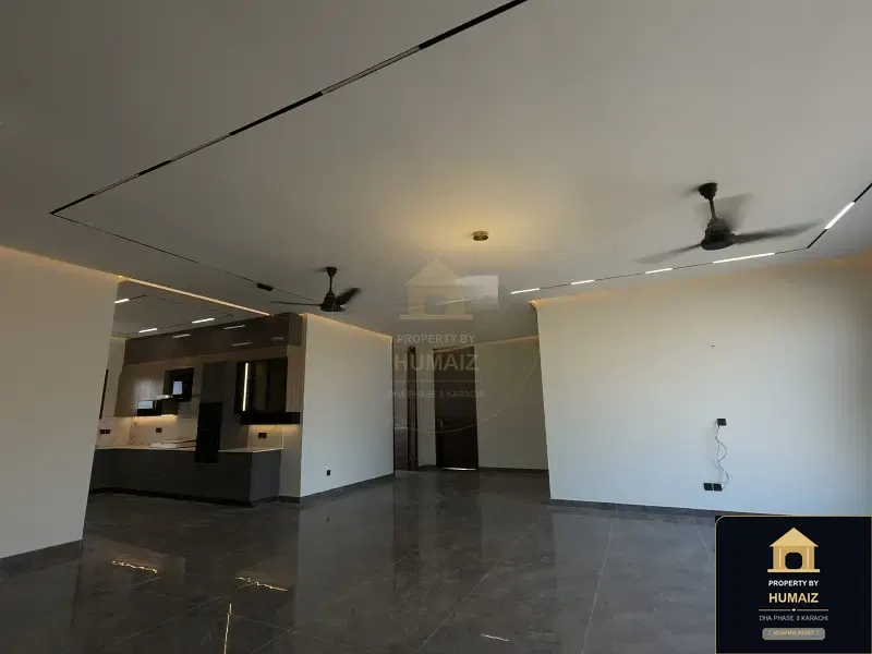 500 Sq. Yd. 6-Bedroom Luxury Villa (Basement, 6 Bath, Residence 110) in DHA Phase 8 For Sale in DHA Phase 8 Karachi — Photograph 9