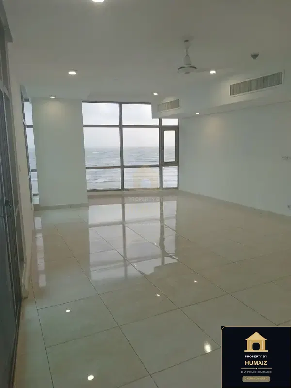 1-Bedroom Luxury Apartment (Sea Facing, 3 Bath, Suite 2) at Pearl Towers For Rent in DHA Phase 8 Karachi — Photograph 7