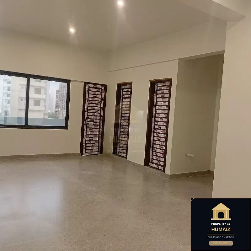 100 Sq. Yd. Commercial Building (Basement, Unit 11) on Al-Murtaza Commercial For Rent in DHA Phase 8 Karachi — Photograph 6