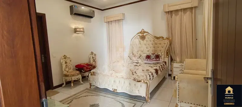 500 Sq. Yd. 5-Bedroom Luxury Villa (7 Bath, Residence 22) in DHA Phase 8 For Sale in DHA Phase 8 Karachi — Photograph 11
