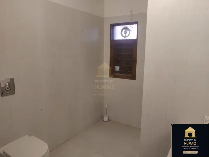 100 Sq. Yd. 5-Bedroom Luxury Villa (Basement, 5 Bath, Residence 1) at Creek Vistas For Rent in DHA Phase 8 Karachi — Photograph 2