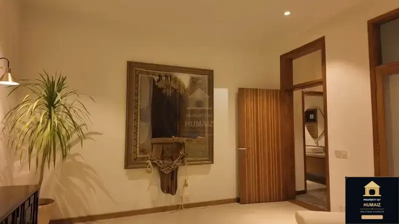 500 Sq. Yd. 6-Bedroom Luxury Villa (Private Pool, 6 Bath, Residence 3) in Khayaban-e-Faisal For Sale in DHA Phase 8 Karachi — Photograph 8