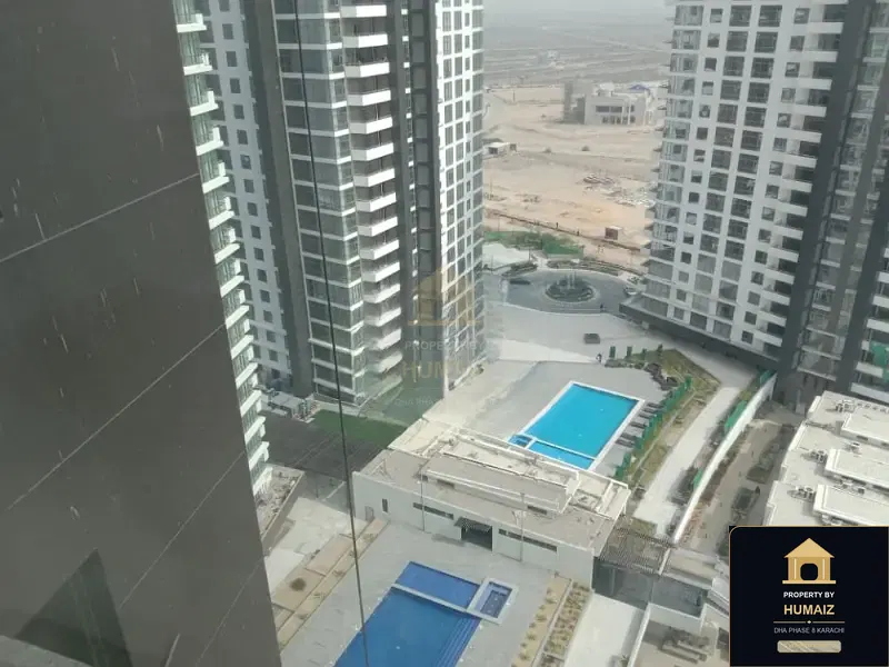 3-Bedroom Luxury Apartment (Sea Facing, 3 Bath, Suite 2) at Pearl Towers For Rent in DHA Phase 8 Karachi — Photograph 2