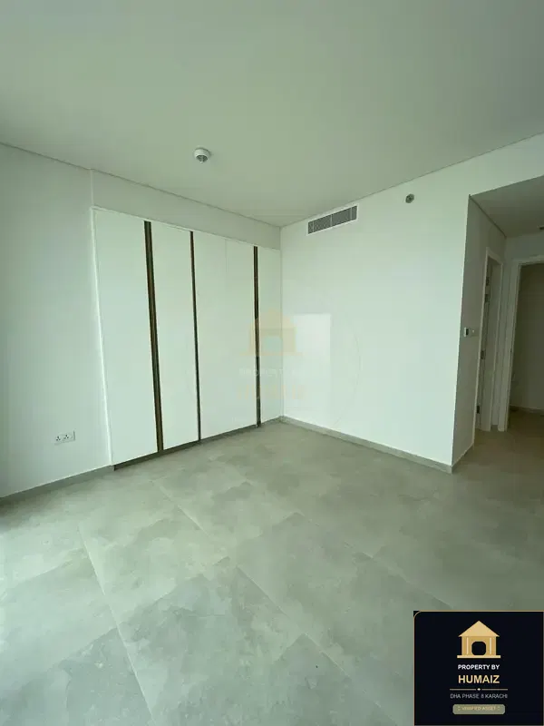 4-Bedroom Luxury Apartment (Sea Facing, 6 Bath, Suite 1) at The Views For Rent in DHA Phase 8 Karachi — Photograph 20