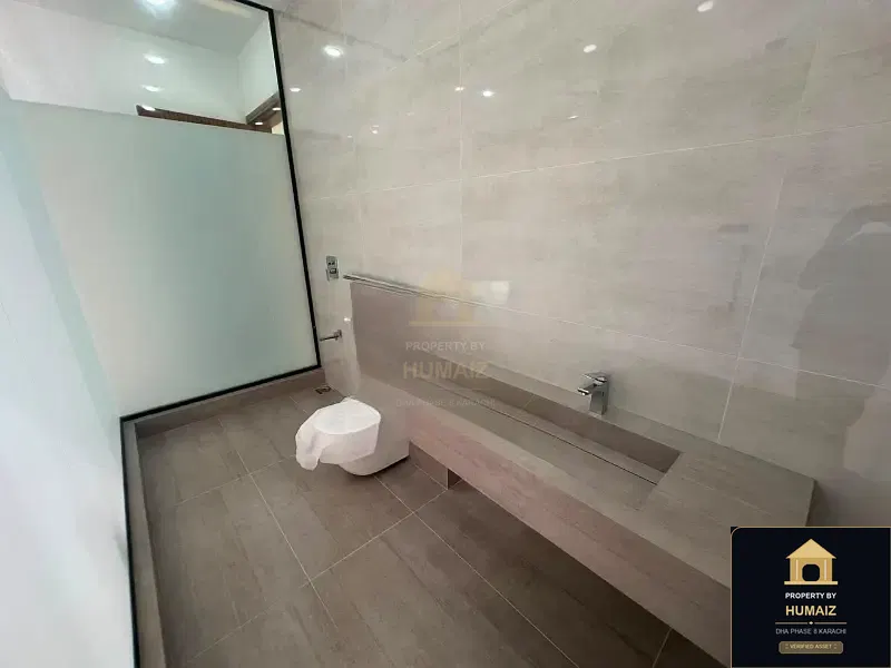 1,000 Sq. Yd. 6-Bedroom Luxury Villa (Private Pool, 6 Bath, Residence 3) on Zulfiqar Commercial For Sale in DHA Phase 8 Karachi — Photograph 45