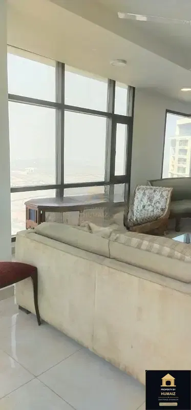 4-Bedroom Luxury Apartment (Sea Facing, 5 Bath, Suite 5) at Pearl Towers For Rent in DHA Phase 8 Karachi — Photograph 2