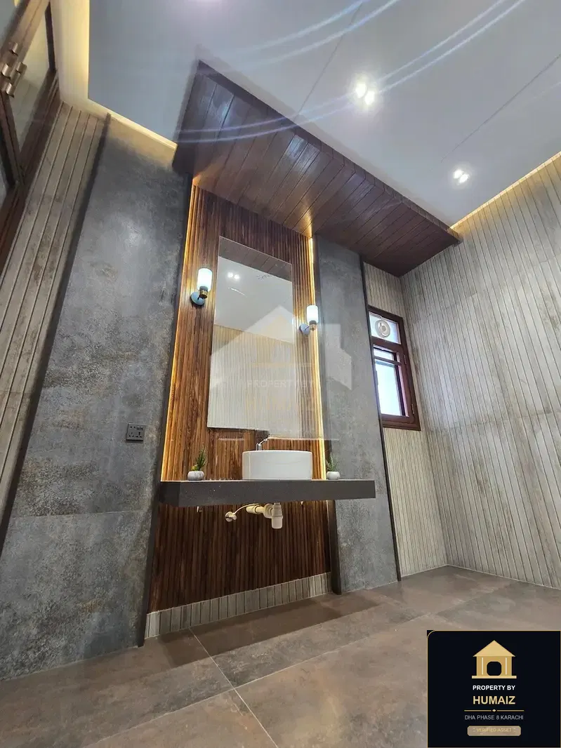 500 Sq. Yd. 5-Bedroom Luxury Villa (Private Pool, 6 Bath, Residence 2) in DHA Phase 8 For Sale in DHA Phase 8 Karachi — Photograph 5
