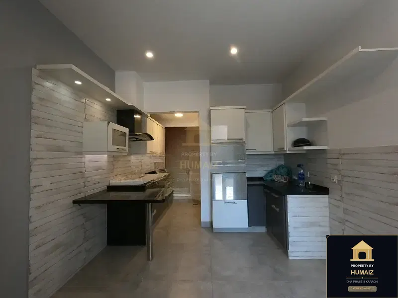 100 Sq. Yd. 4-Bedroom Luxury Villa (West Open, 4 Bath, Residence 1) in DHA Phase 8 For Sale in DHA Phase 8 Karachi — Photograph 10