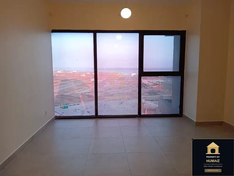 3-Bedroom Luxury Apartment (Sea Facing, 4 Bath, Suite 1) at The Views For Sale in DHA Phase 8 Karachi — Photograph 5