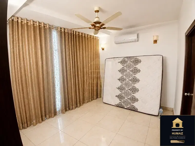 4-Bedroom Luxury Apartment (Sea Facing, 5 Bath, Suite 4) at Pearl Towers For Rent in DHA Phase 8 Karachi — Photograph 16