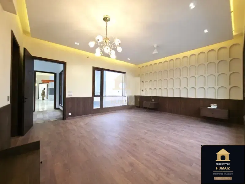 500 Sq. Yd. 6-Bedroom Luxury Villa (Basement, 7 Bath, Residence 69) in DHA Phase 8 For Sale in DHA Phase 8 Karachi — Photograph 4