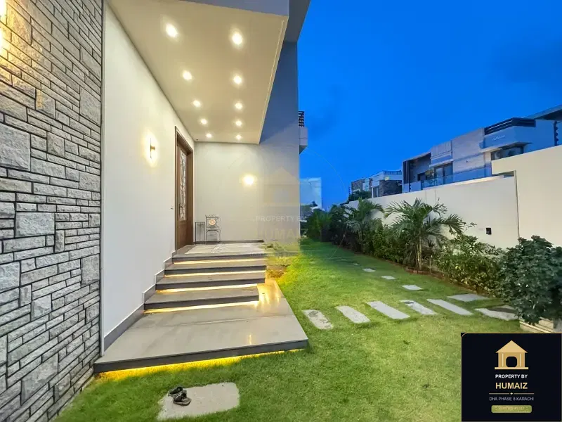 700 Sq. Yd. 6-Bedroom Luxury Villa on Khayaban-e-Faisal For Rent in DHA Phase 8 Karachi — Photograph 24