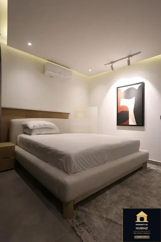 4-Bedroom Luxury Apartment (Sea Facing, 5 Bath, Suite 10) at Pearl Towers For Rent in DHA Phase 8 Karachi — Photograph 2