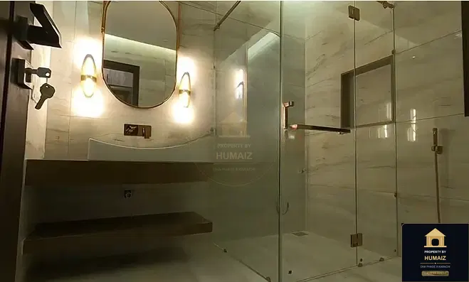 3-Bedroom Upper/Lower Portion (Brand New, 3 Bath, Unit 34) in DHA Phase 8 For Rent in DHA Phase 8 Karachi — Photograph 10