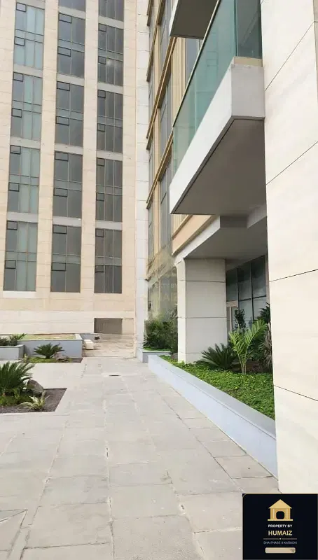 2-Bedroom Luxury Apartment (Boulevard Facing, 3 Bath, Suite 14) at The Views For Rent in DHA Phase 8 Karachi — Photograph 5