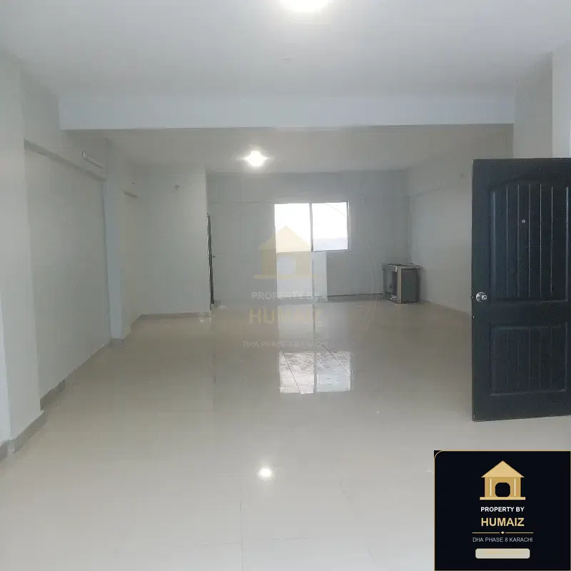 117 Sq. Yd. Corporate Office Space in Khayaban-e-Ittehad For Rent in DHA Phase 8 Karachi — Photograph 2