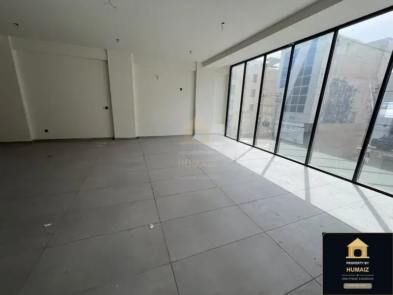 92 Sq. Yd. Commercial Retail Shop (Basement, Unit 1) on Zulfiqar Commercial For Rent in DHA Phase 8 Karachi — Photograph 4