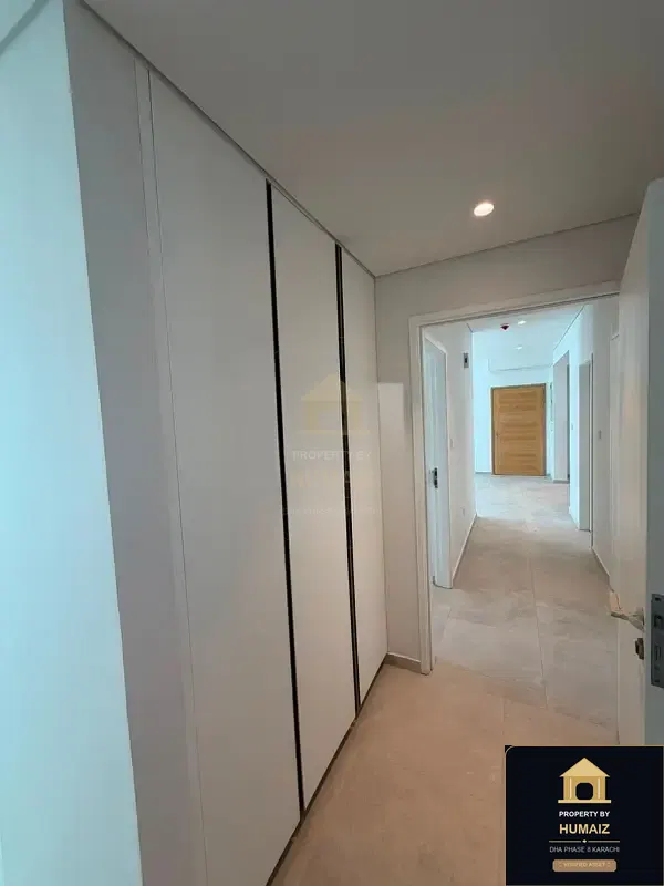 2-Bedroom Luxury Apartment (Sea Facing, 3 Bath, Suite 8) at The Views For Rent in DHA Phase 8 Karachi — Photograph 7