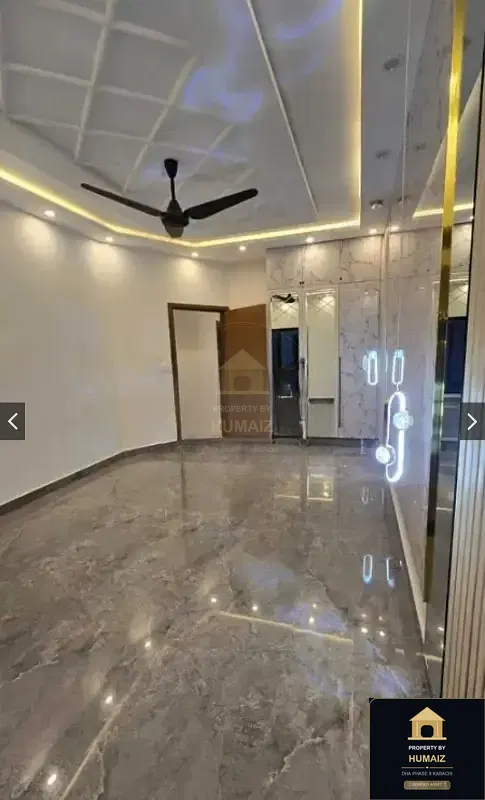 300 Sq. Yd. 5-Bedroom Luxury Villa (Basement, 6 Bath, Residence 6) in DHA Phase 8 For Sale in DHA Phase 8 Karachi — Photograph 4