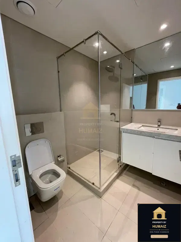 3-Bedroom Luxury Apartment (Brand New, 5 Bath, Suite 1) at The Views For Rent in DHA Phase 8 Karachi — Photograph 3