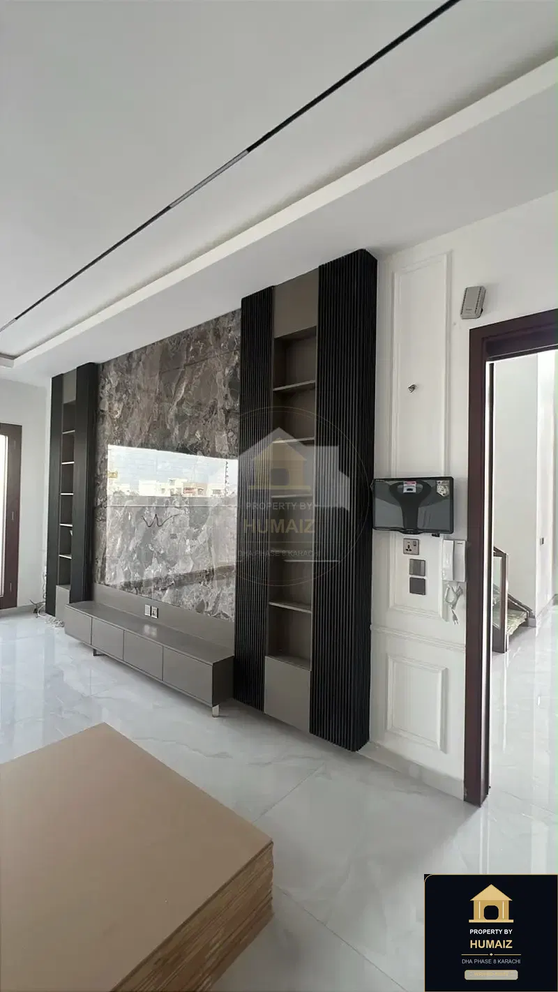 500 Sq. Yd. 6-Bedroom Luxury Villa (Basement, 6 Bath, Residence 5) on Zulfiqar Commercial For Sale in DHA Phase 8 Karachi — Photograph 6