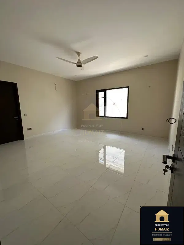 3-Bedroom Upper/Lower Portion (4 Bath, Unit 4) in DHA Phase 8 For Rent in DHA Phase 8 Karachi — Photograph 14