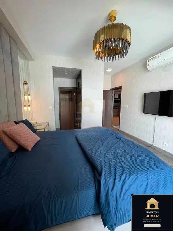 2-Bedroom Luxury Apartment (Sea Facing, 4 Bath, Suite 12) at Pearl Towers For Rent in DHA Phase 8 Karachi — Photograph 10