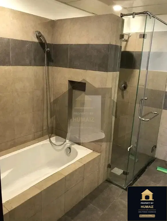 338 Sq. Yd. 3-Bedroom Luxury Villa at Coral Towers For Sale in DHA Phase 8 Karachi — Photograph 6