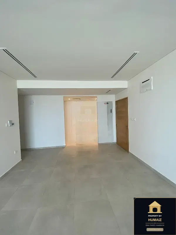 2-Bedroom Luxury Apartment (Sea Facing, 3 Bath, Suite 18) at The Views For Rent in DHA Phase 8 Karachi — Photograph 15