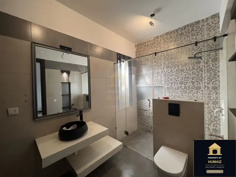 500 Sq. Yd. 6-Bedroom Luxury Villa (West Open, 6 Bath, Residence 2) in Khayaban-e-Iqbal For Sale in DHA Phase 8 Karachi — Photograph 5