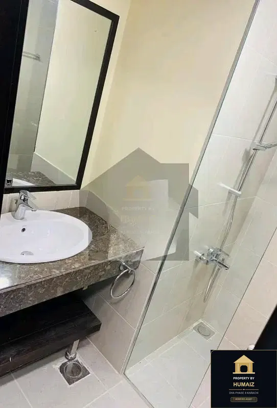 2-Bedroom Luxury Apartment (Sea Facing, 2 Bath, Suite 43) at Coral Towers For Sale in DHA Phase 8 Karachi — Photograph 4