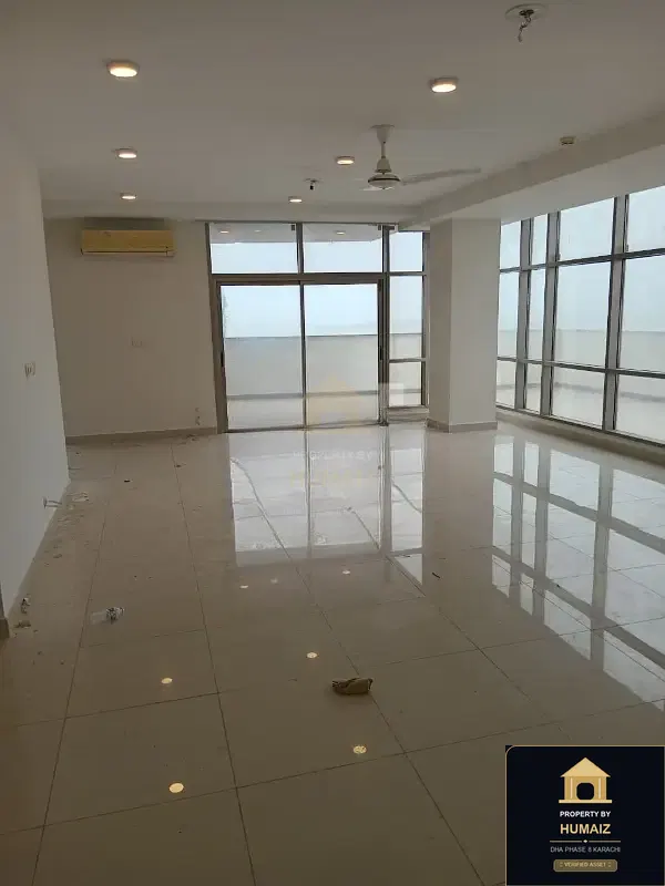 2-Bed Luxury Penthouse (Sea Facing, 4 Bath, Suite 3) at Reef Towers For Rent in DHA Phase 8 Karachi — Photograph 34