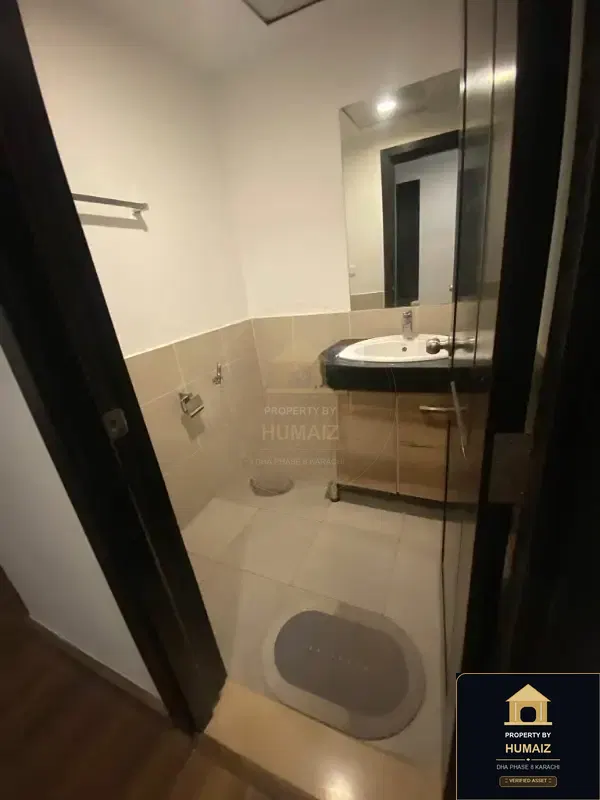 4-Bedroom Luxury Apartment (Sea Facing, 6 Bath, Suite 3) at Coral Towers For Sale in DHA Phase 8 Karachi — Photograph 7