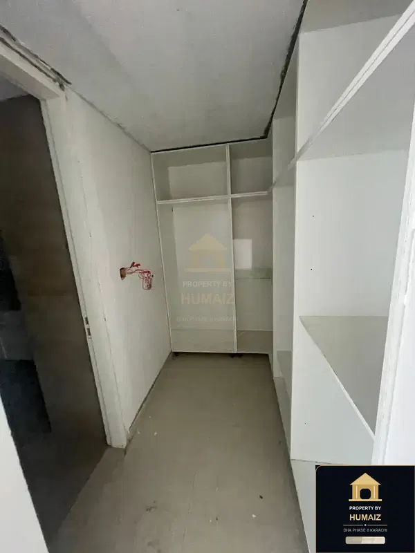 3-Bedroom Luxury Apartment (Boulevard Facing, 5 Bath, Suite 2) at Reef Towers For Sale in DHA Phase 8 Karachi — Photograph 3
