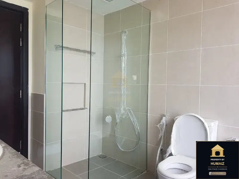 3-Bedroom Luxury Apartment (Sea Facing, 5 Bath, Suite 2) at Coral Towers For Rent in DHA Phase 8 Karachi — Photograph 13