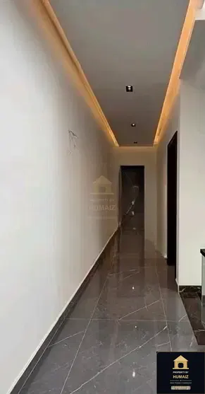 500 Sq. Yd. 3-Bedroom Luxury Villa (Basement, 3 Bath, Residence 3) in DHA Phase 8 For Rent in DHA Phase 8 Karachi — Photograph 3