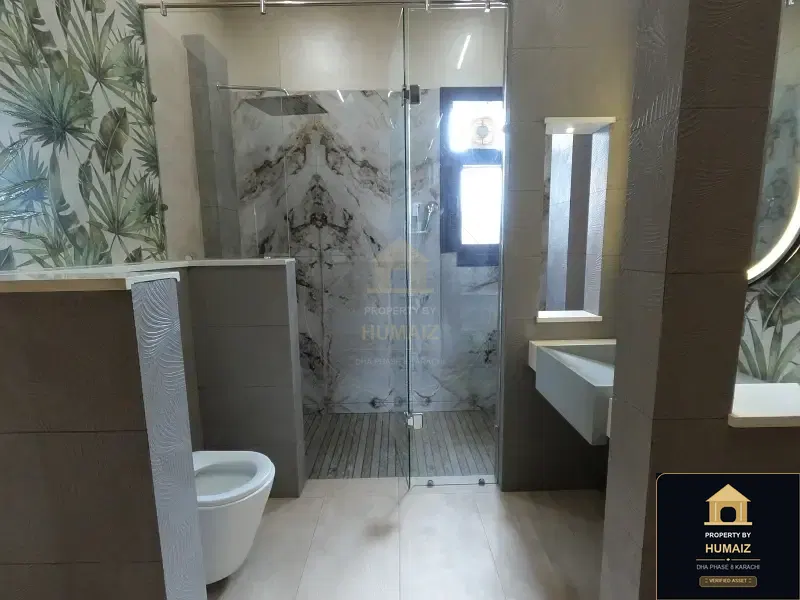 1,000 Sq. Yd. 10-Bedroom Luxury Villa on Khayaban-e-Ghalib For Sale in DHA Phase 8 Karachi — Photograph 14