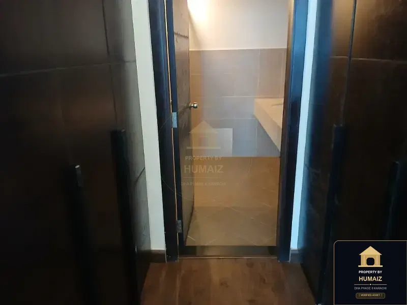 3-Bedroom Luxury Apartment (Sea Facing, 5 Bath, Suite 27) at Pearl Towers For Sale in DHA Phase 8 Karachi — Photograph 24