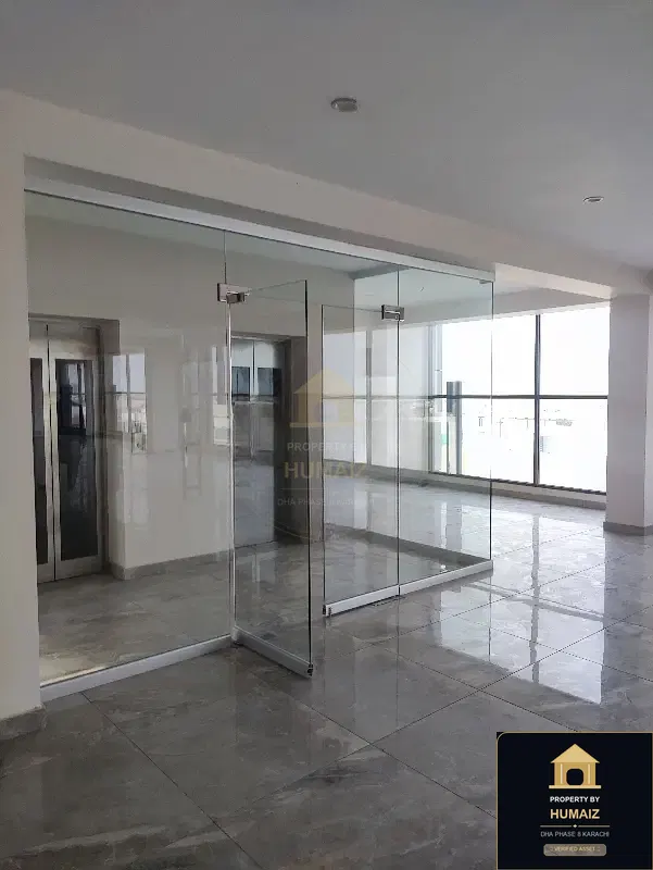 333 Sq. Yd. Corporate Office Space (Unit 2) on Al-Murtaza Commercial For Rent in DHA Phase 8 Karachi — Photograph 6