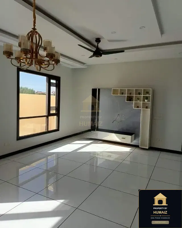 666 Sq. Yd. 8-Bedroom Luxury Villa in DHA Phase 8 For Sale in DHA Phase 8 Karachi — Photograph 2