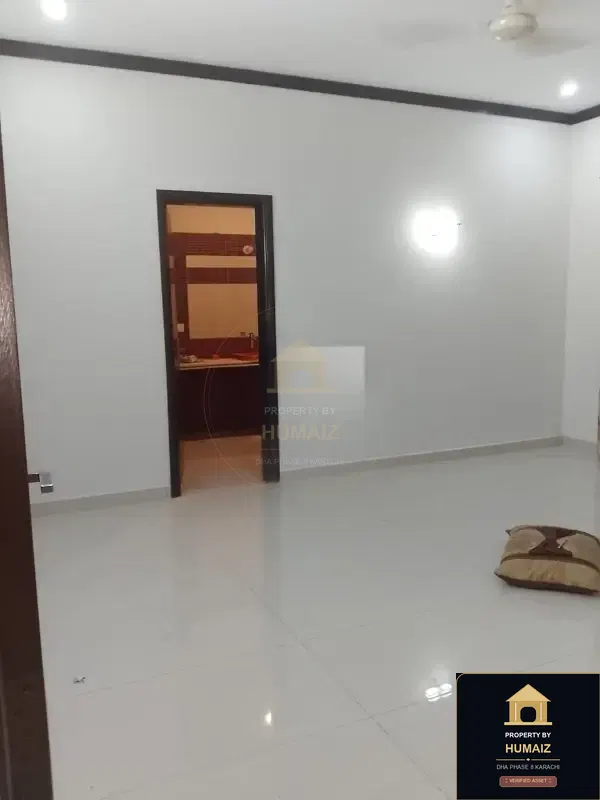500 Sq. Yd. 6-Bedroom Luxury Villa (7 Bath, Residence 2) in Khayaban-e-Tariq For Rent in DHA Phase 8 Karachi — Photograph 3