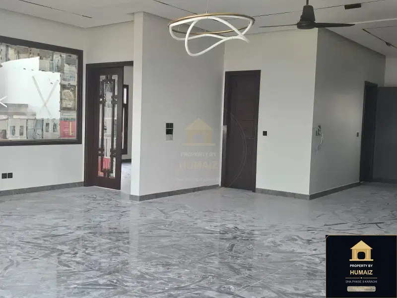 500 Sq. Yd. 6-Bedroom Luxury Villa (Basement, 7 Bath, Residence 44) in DHA Phase 8 For Sale in DHA Phase 8 Karachi — Photograph 6
