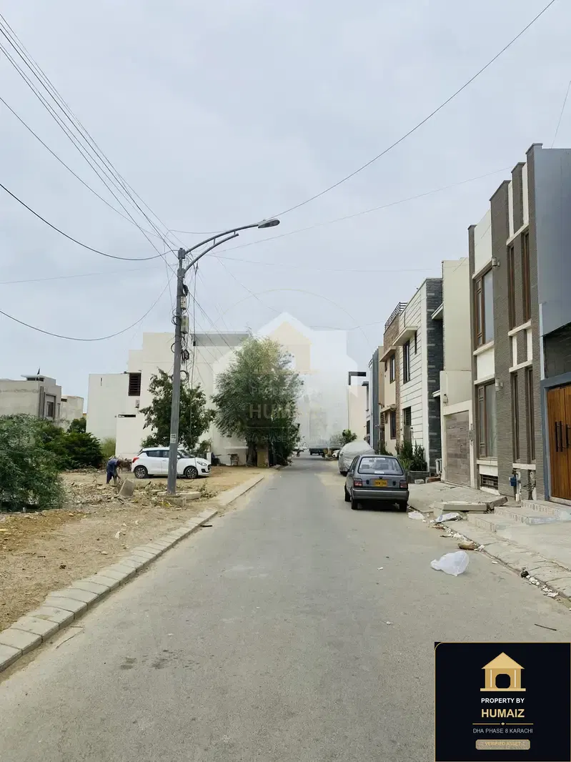 100 Sq. Yd. 4-Bedroom Luxury Villa (Basement, 5 Bath, Residence 1) in DHA Phase 8 For Rent in DHA Phase 8 Karachi — Photograph 2