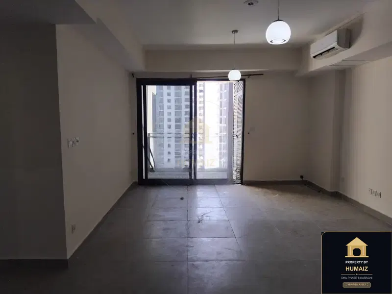 2-Bedroom Luxury Apartment (Sea Facing, 2 Bath, Suite 34) at Coral Towers For Sale in DHA Phase 8 Karachi — Photograph 8