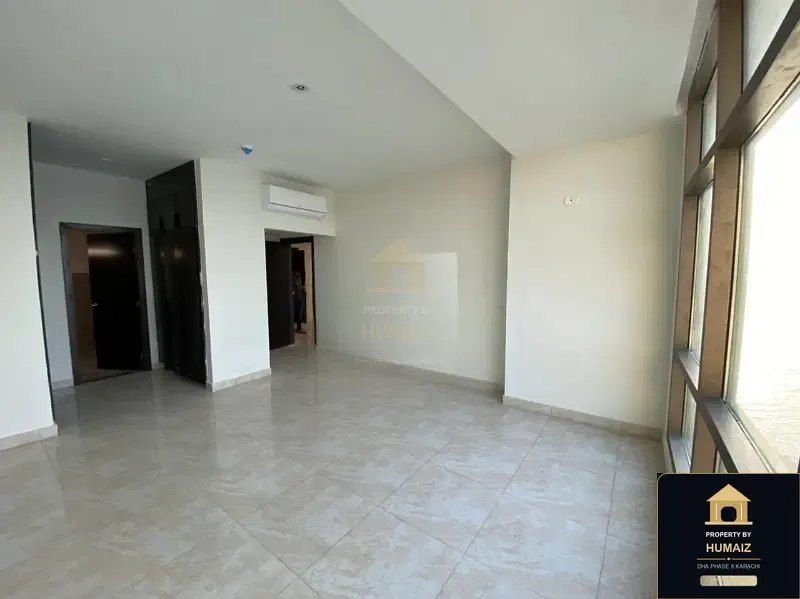 2-Bedroom Luxury Apartment (Sea Facing, 4 Bath, Suite 26) at Pearl Towers For Sale in DHA Phase 8 Karachi — Photograph 2